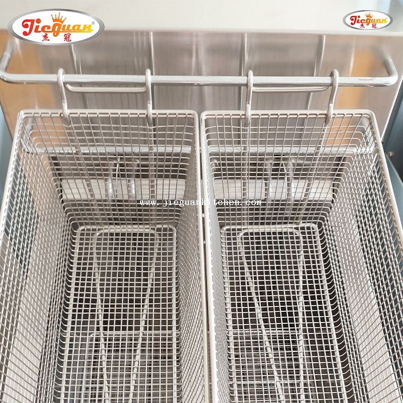 1 tangki Penggoreng elektrik dengan pemasa 